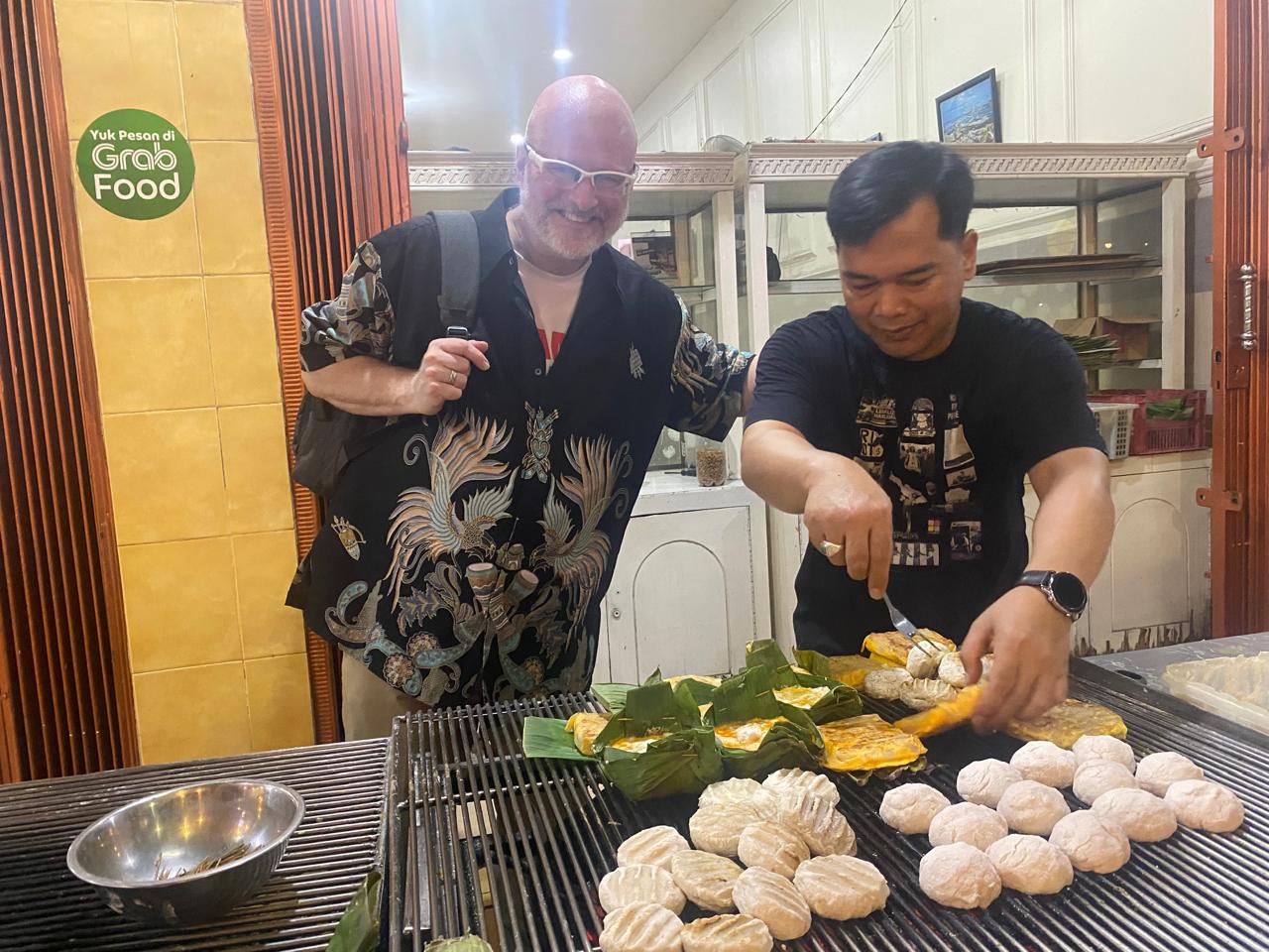 Steve Ulicny: Menjembatani Marching Arts Amerika–Asia dari Jalanan Tokyo ke Jakarta
